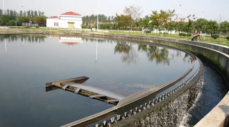 桐鄉(xiāng)消泡劑-浙江桐鄉(xiāng)謝小姐曝氣池消泡劑使用和應用案例