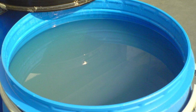 聚乙烯醇膠水出現(xiàn)泡沫，起泡原因有哪些？